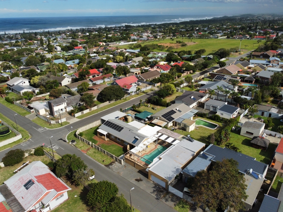 4 Bedroom Property for Sale in Gonubie Eastern Cape